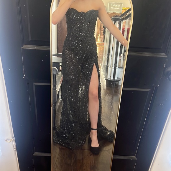 Teuta Matoshi Lola De Volance dress - Picture 2 of 6